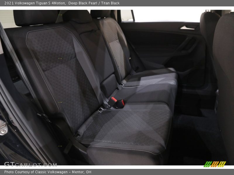 Deep Black Pearl / Titan Black 2021 Volkswagen Tiguan S 4Motion
