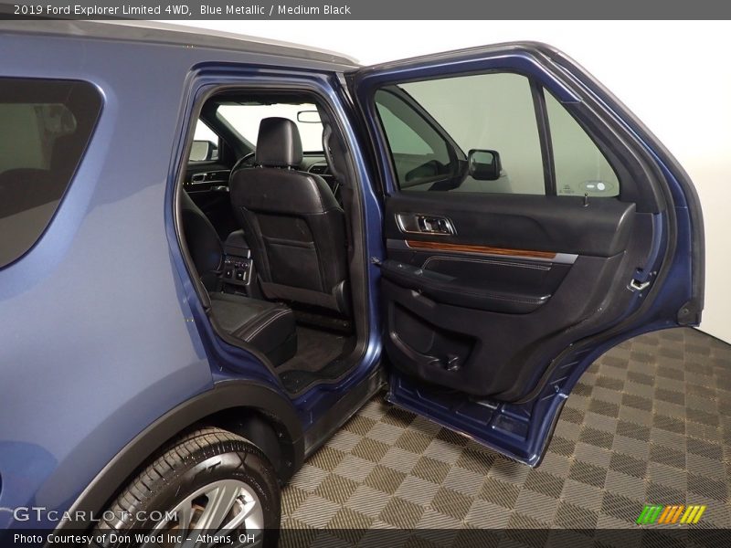 Blue Metallic / Medium Black 2019 Ford Explorer Limited 4WD