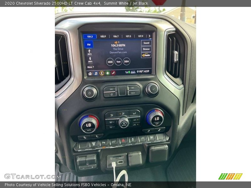 Summit White / Jet Black 2020 Chevrolet Silverado 2500HD LT Crew Cab 4x4