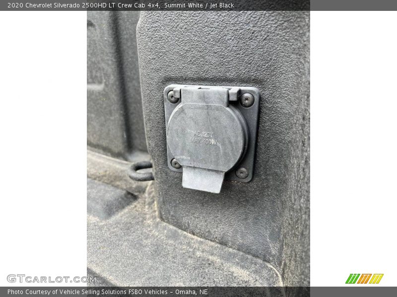 Summit White / Jet Black 2020 Chevrolet Silverado 2500HD LT Crew Cab 4x4