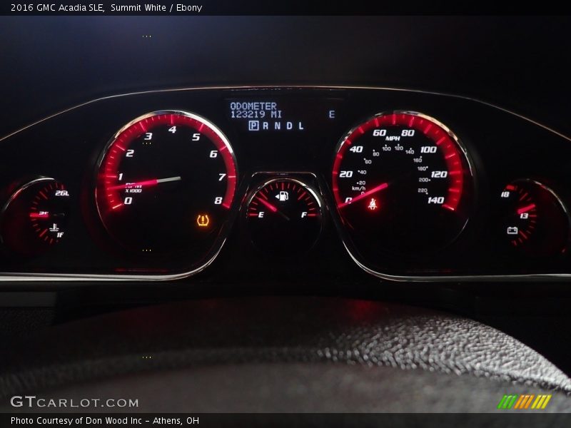 Summit White / Ebony 2016 GMC Acadia SLE