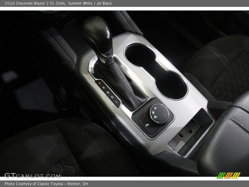Summit White / Jet Black 2019 Chevrolet Blazer 2.5L Cloth
