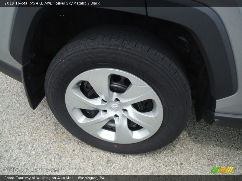 Silver Sky Metallic / Black 2019 Toyota RAV4 LE AWD