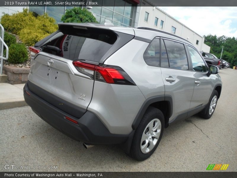 Silver Sky Metallic / Black 2019 Toyota RAV4 LE AWD