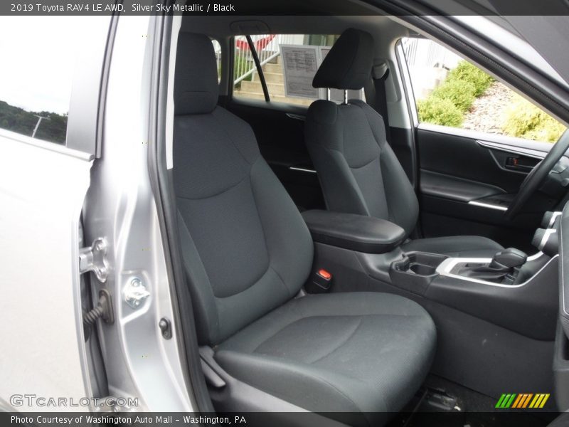 Silver Sky Metallic / Black 2019 Toyota RAV4 LE AWD