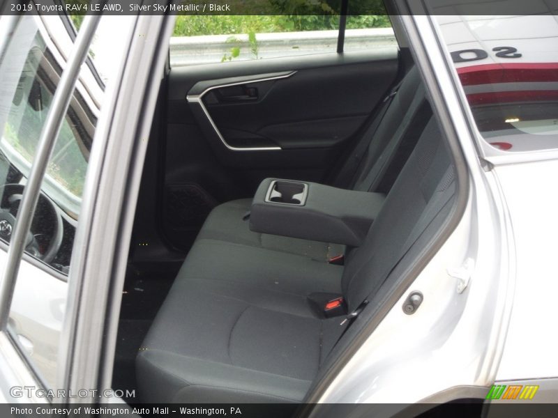 Silver Sky Metallic / Black 2019 Toyota RAV4 LE AWD