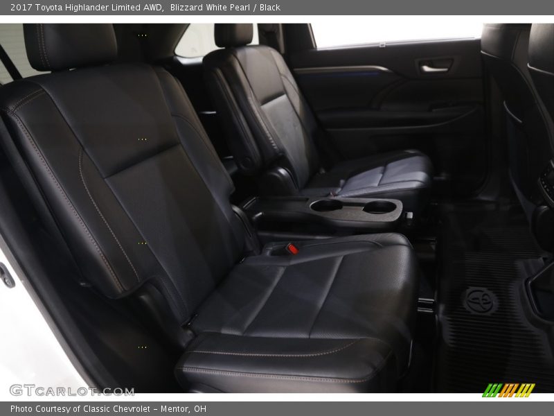 Blizzard White Pearl / Black 2017 Toyota Highlander Limited AWD