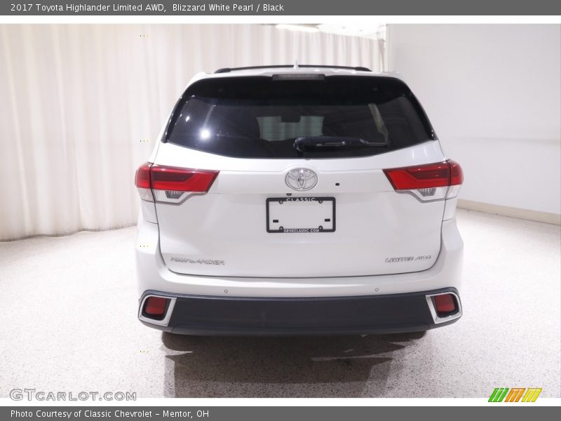 Blizzard White Pearl / Black 2017 Toyota Highlander Limited AWD