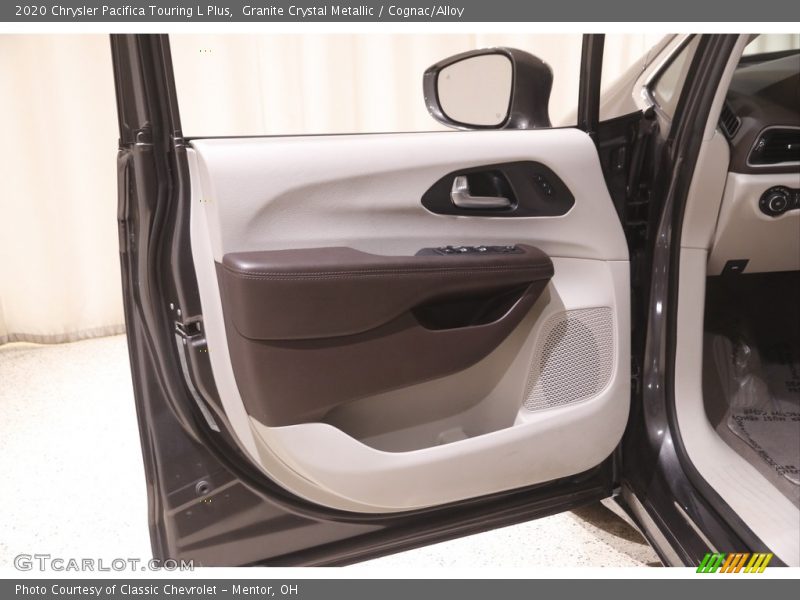 Granite Crystal Metallic / Cognac/Alloy 2020 Chrysler Pacifica Touring L Plus