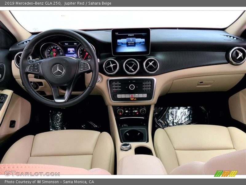 Dashboard of 2019 GLA 250