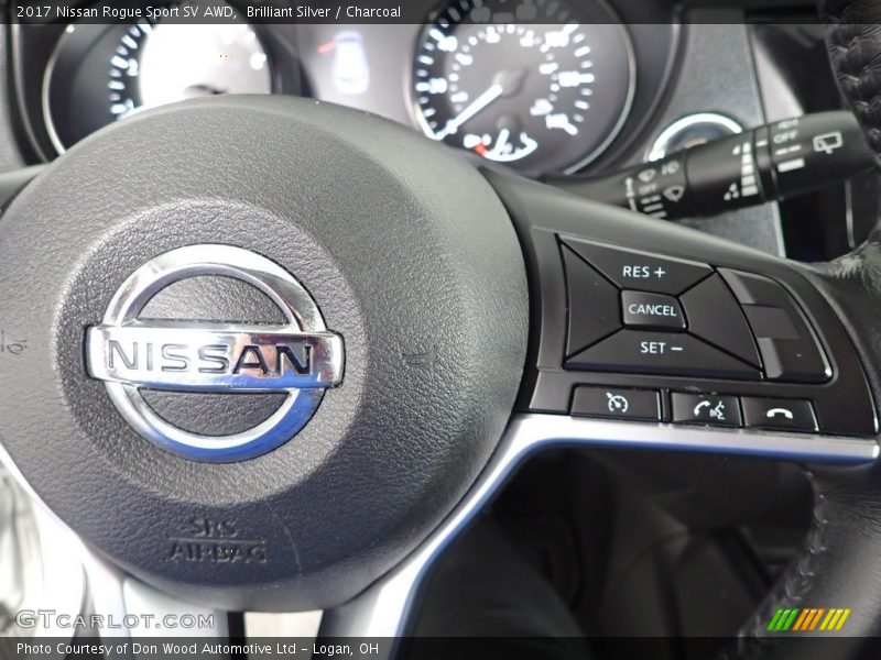 Brilliant Silver / Charcoal 2017 Nissan Rogue Sport SV AWD