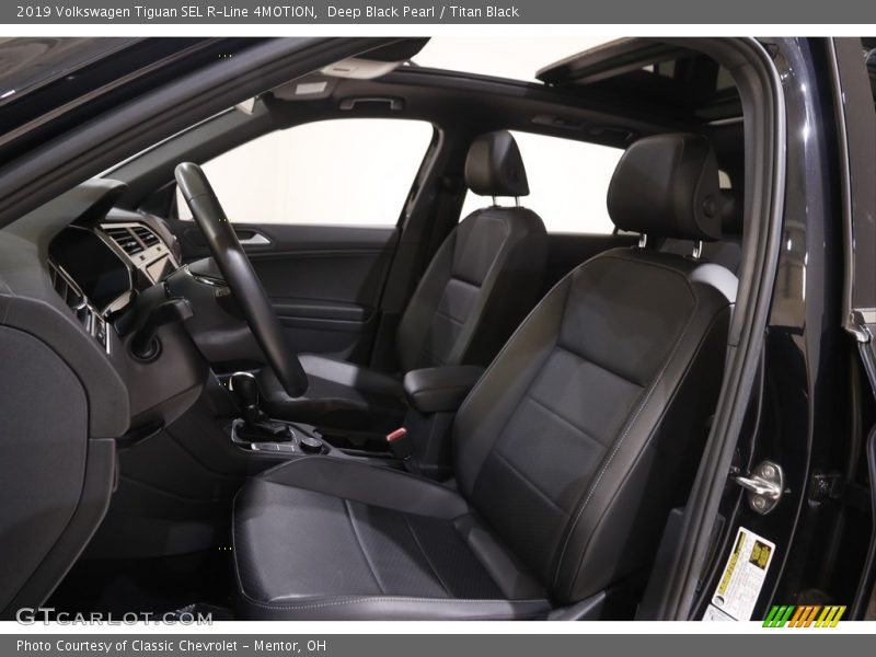 Deep Black Pearl / Titan Black 2019 Volkswagen Tiguan SEL R-Line 4MOTION