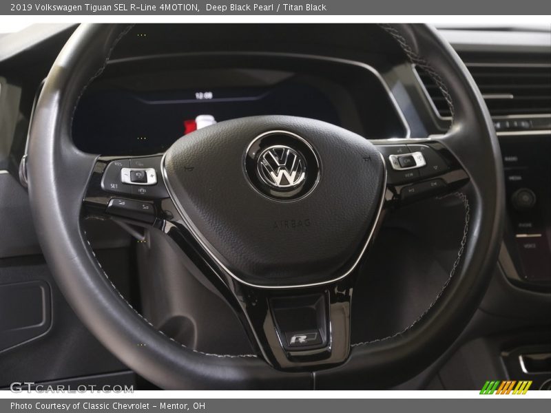 Deep Black Pearl / Titan Black 2019 Volkswagen Tiguan SEL R-Line 4MOTION