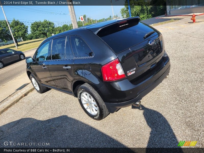 Tuxedo Black / Charcoal Black 2014 Ford Edge SE