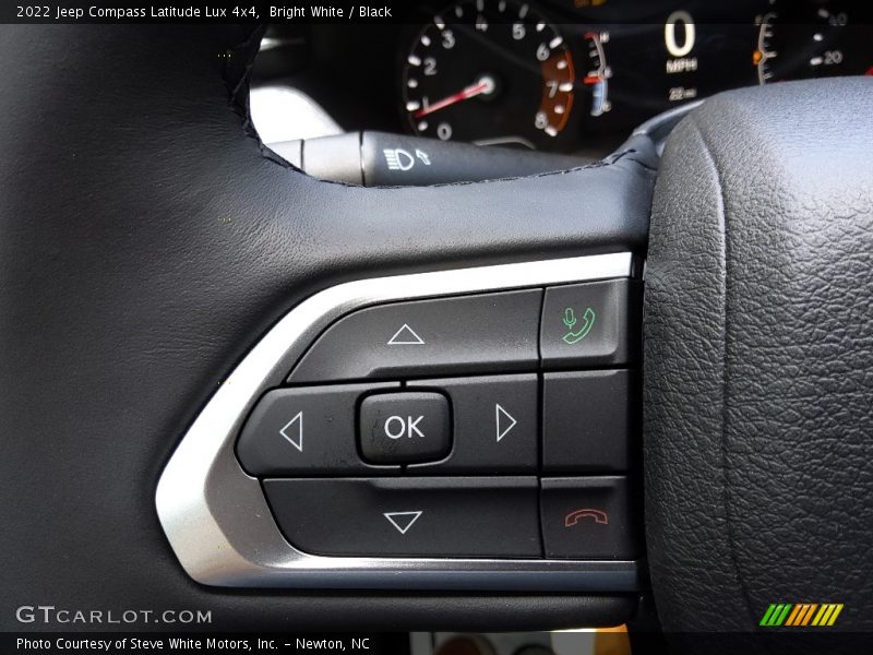 Bright White / Black 2022 Jeep Compass Latitude Lux 4x4