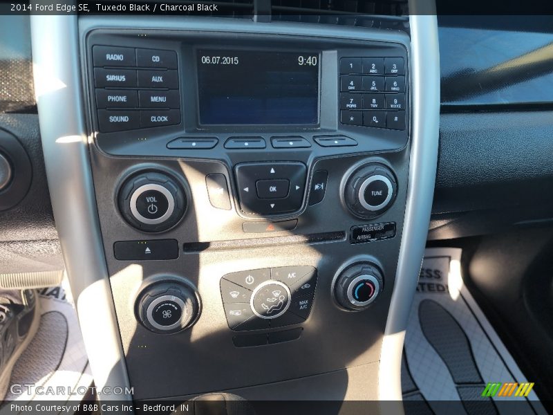 Tuxedo Black / Charcoal Black 2014 Ford Edge SE