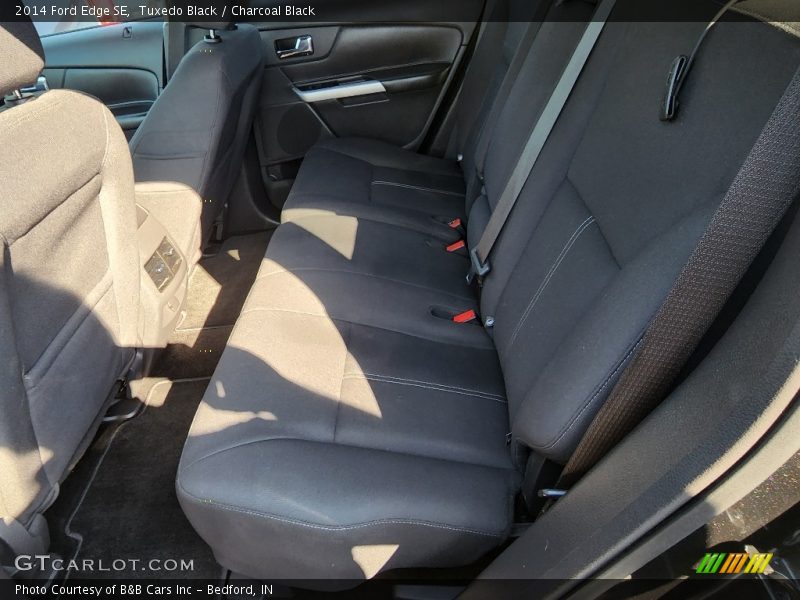 Tuxedo Black / Charcoal Black 2014 Ford Edge SE