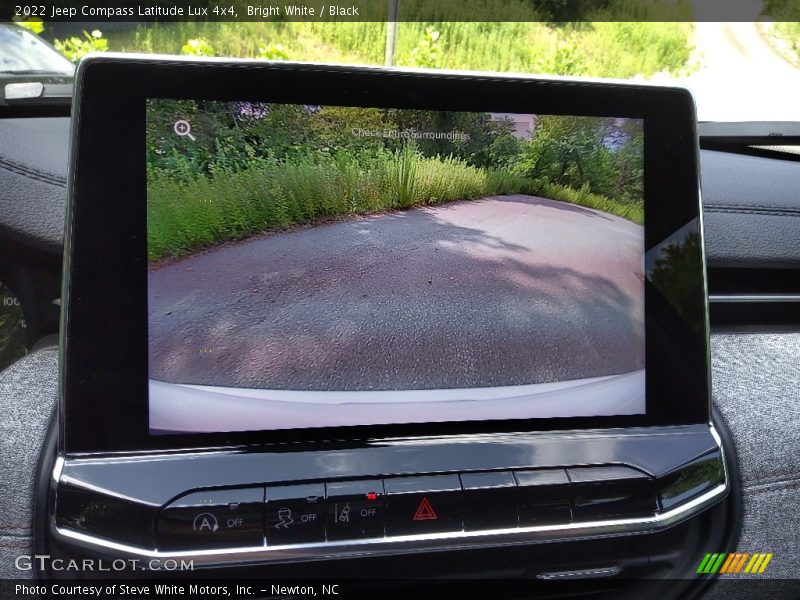 Bright White / Black 2022 Jeep Compass Latitude Lux 4x4
