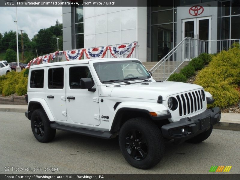 Bright White / Black 2021 Jeep Wrangler Unlimited Sahara 4x4