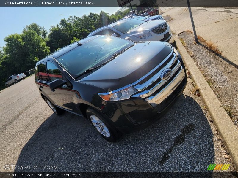Tuxedo Black / Charcoal Black 2014 Ford Edge SE