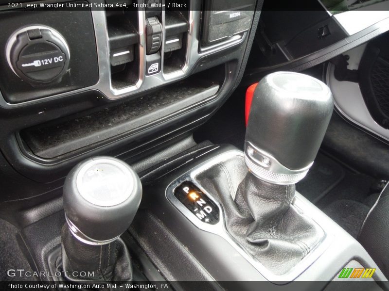 Bright White / Black 2021 Jeep Wrangler Unlimited Sahara 4x4