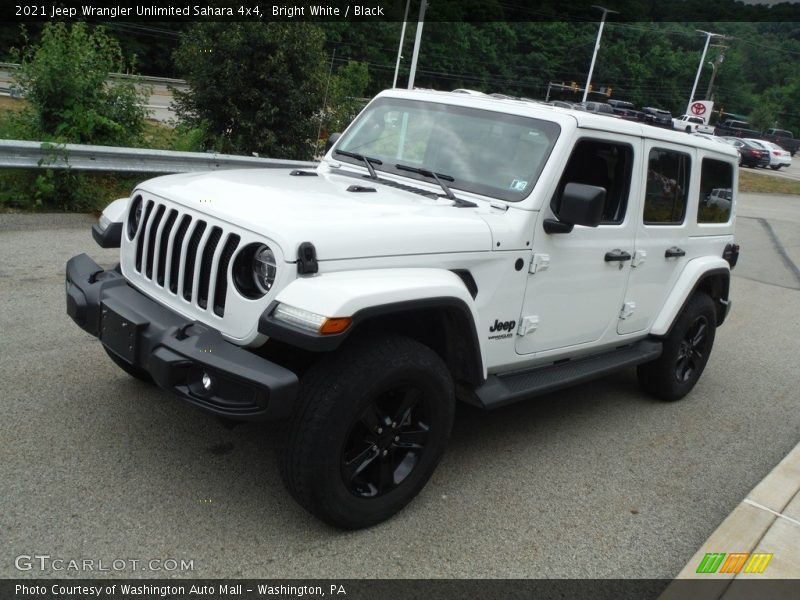 Bright White / Black 2021 Jeep Wrangler Unlimited Sahara 4x4