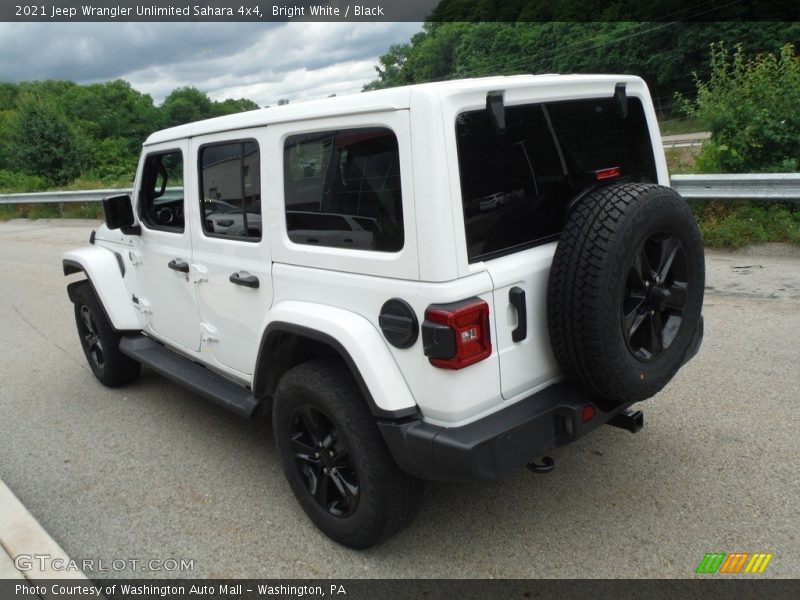 Bright White / Black 2021 Jeep Wrangler Unlimited Sahara 4x4