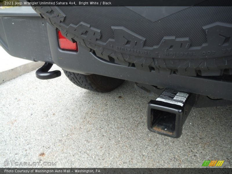 Bright White / Black 2021 Jeep Wrangler Unlimited Sahara 4x4