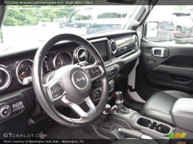 Bright White / Black 2021 Jeep Wrangler Unlimited Sahara 4x4