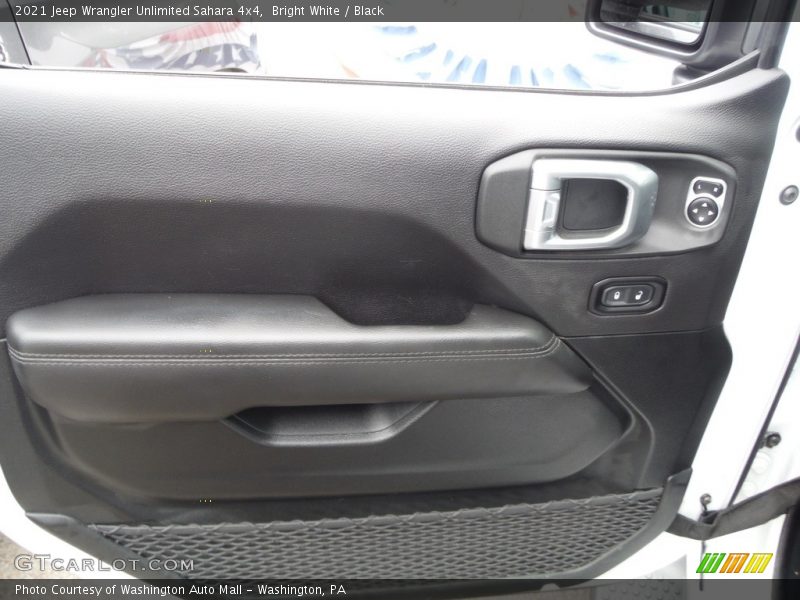 Bright White / Black 2021 Jeep Wrangler Unlimited Sahara 4x4