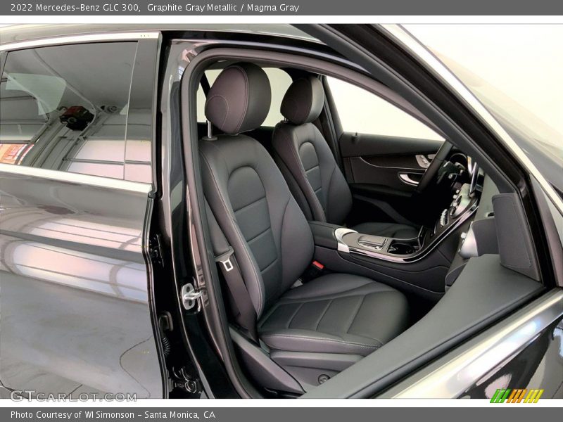 Graphite Gray Metallic / Magma Gray 2022 Mercedes-Benz GLC 300