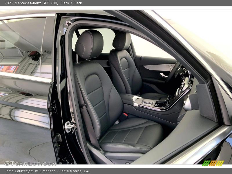 Black / Black 2022 Mercedes-Benz GLC 300