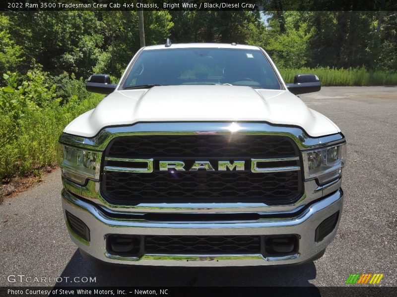 Bright White / Black/Diesel Gray 2022 Ram 3500 Tradesman Crew Cab 4x4 Chassis