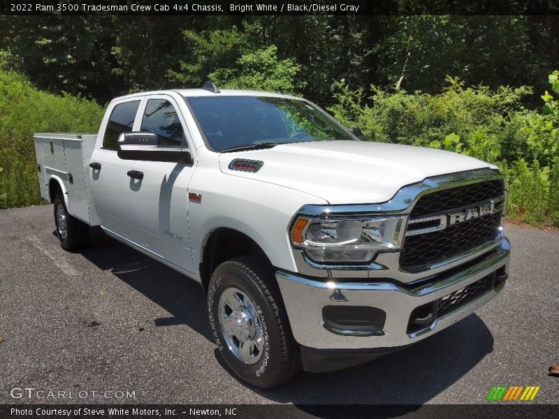 Bright White / Black/Diesel Gray 2022 Ram 3500 Tradesman Crew Cab 4x4 Chassis