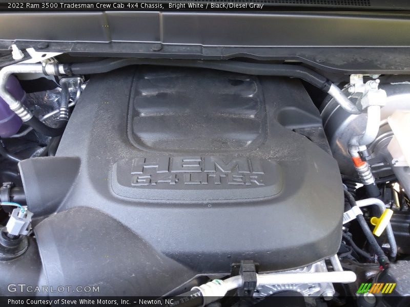 Bright White / Black/Diesel Gray 2022 Ram 3500 Tradesman Crew Cab 4x4 Chassis