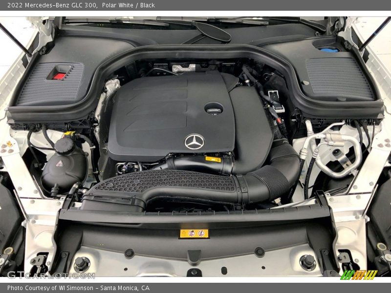Polar White / Black 2022 Mercedes-Benz GLC 300