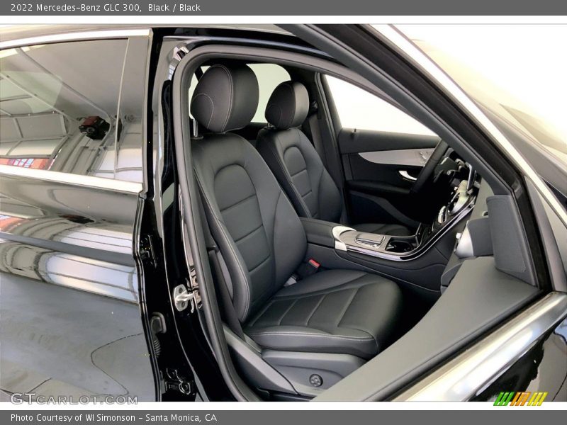 Black / Black 2022 Mercedes-Benz GLC 300