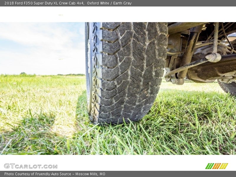 Oxford White / Earth Gray 2018 Ford F350 Super Duty XL Crew Cab 4x4