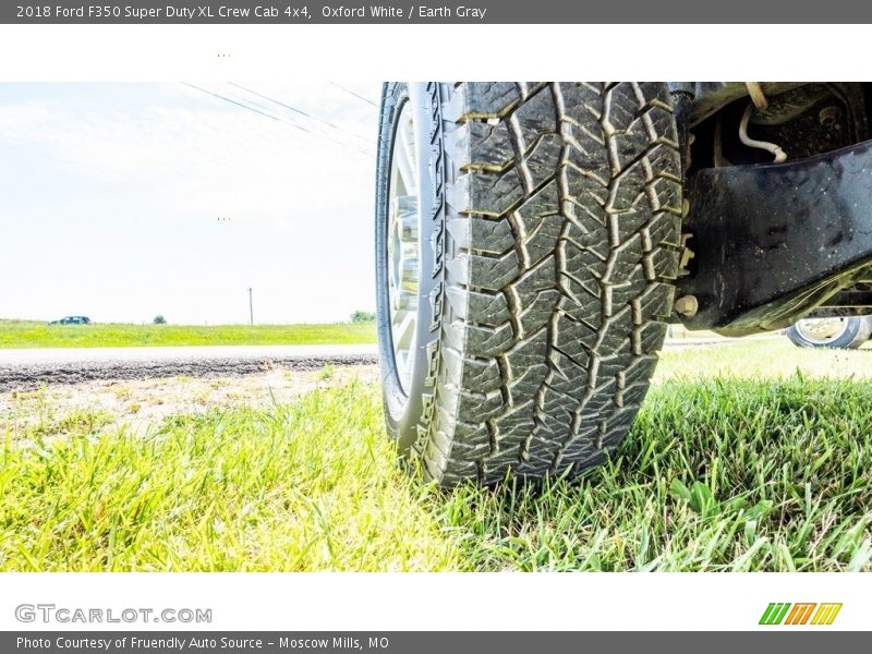 Oxford White / Earth Gray 2018 Ford F350 Super Duty XL Crew Cab 4x4