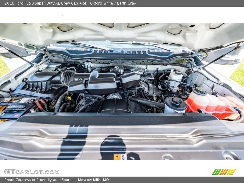 Oxford White / Earth Gray 2018 Ford F350 Super Duty XL Crew Cab 4x4