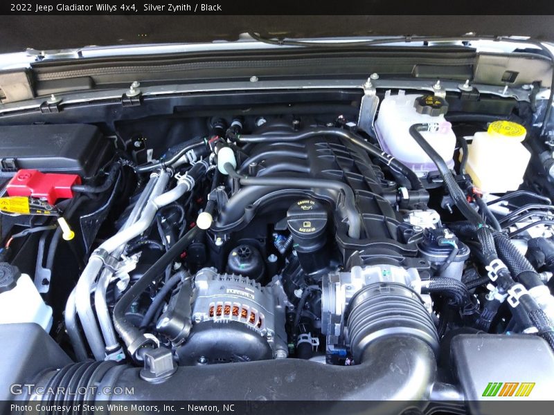 Silver Zynith / Black 2022 Jeep Gladiator Willys 4x4
