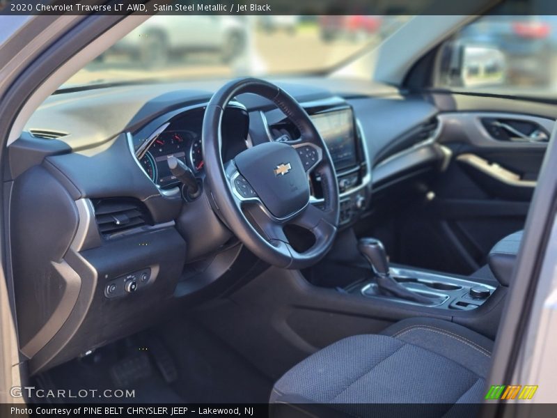 Satin Steel Metallic / Jet Black 2020 Chevrolet Traverse LT AWD