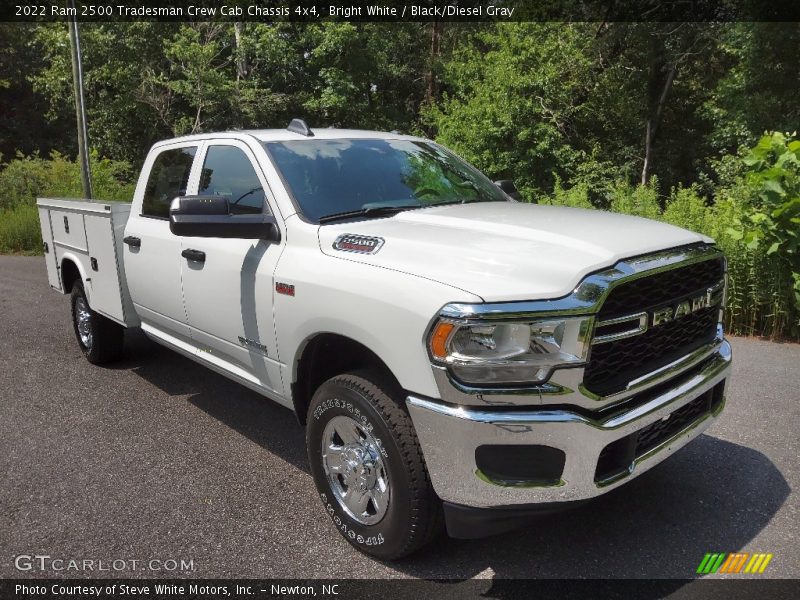 Bright White / Black/Diesel Gray 2022 Ram 2500 Tradesman Crew Cab Chassis 4x4