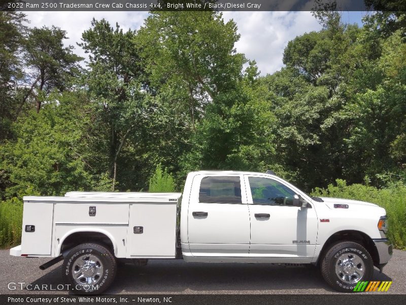 Bright White / Black/Diesel Gray 2022 Ram 2500 Tradesman Crew Cab Chassis 4x4
