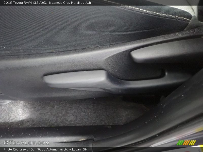 Magnetic Gray Metallic / Ash 2016 Toyota RAV4 XLE AWD