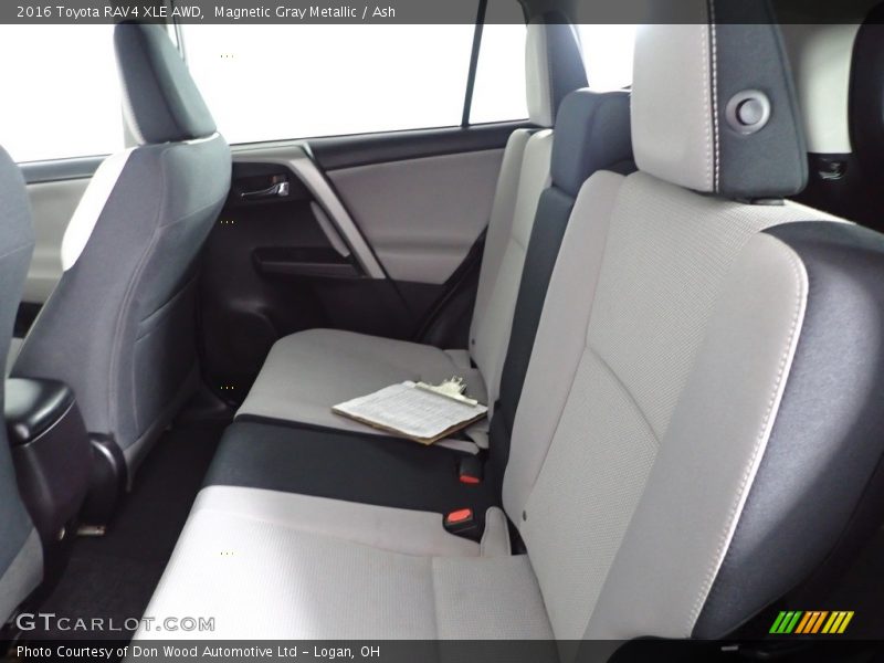 Magnetic Gray Metallic / Ash 2016 Toyota RAV4 XLE AWD