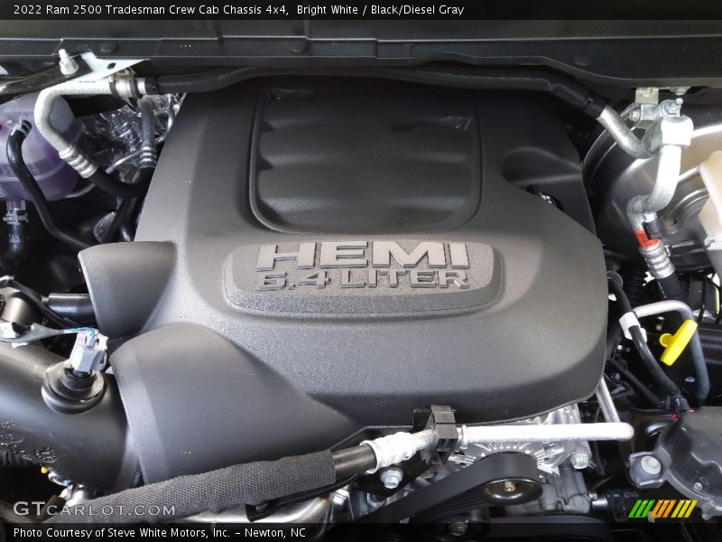 Bright White / Black/Diesel Gray 2022 Ram 2500 Tradesman Crew Cab Chassis 4x4