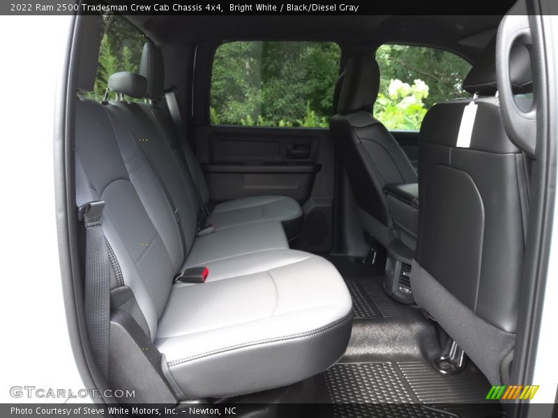 Bright White / Black/Diesel Gray 2022 Ram 2500 Tradesman Crew Cab Chassis 4x4