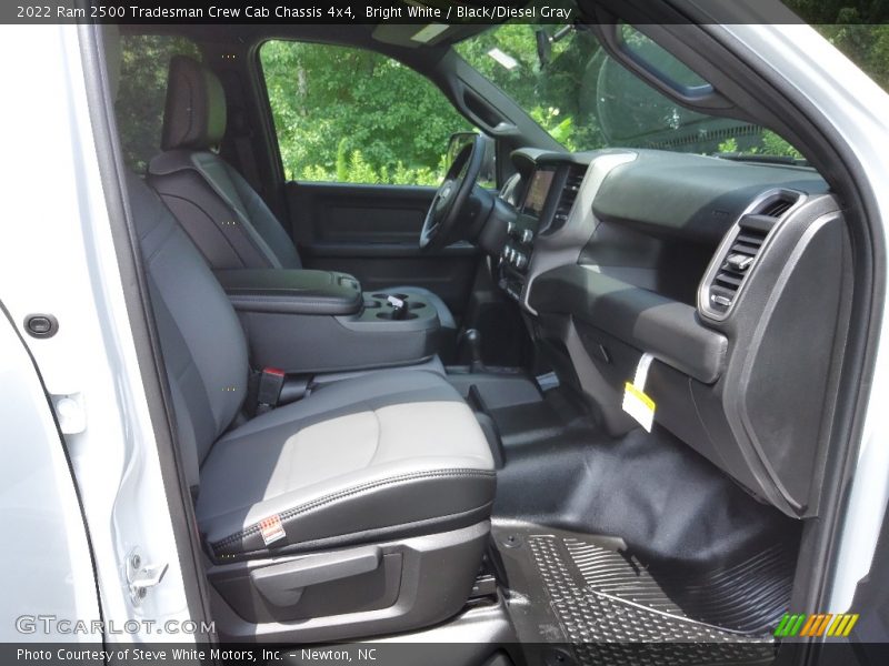 Bright White / Black/Diesel Gray 2022 Ram 2500 Tradesman Crew Cab Chassis 4x4