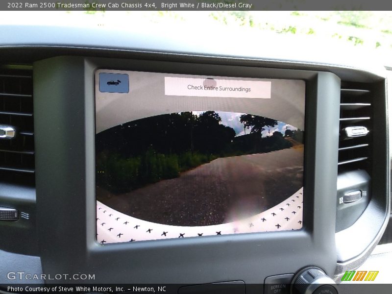 Bright White / Black/Diesel Gray 2022 Ram 2500 Tradesman Crew Cab Chassis 4x4